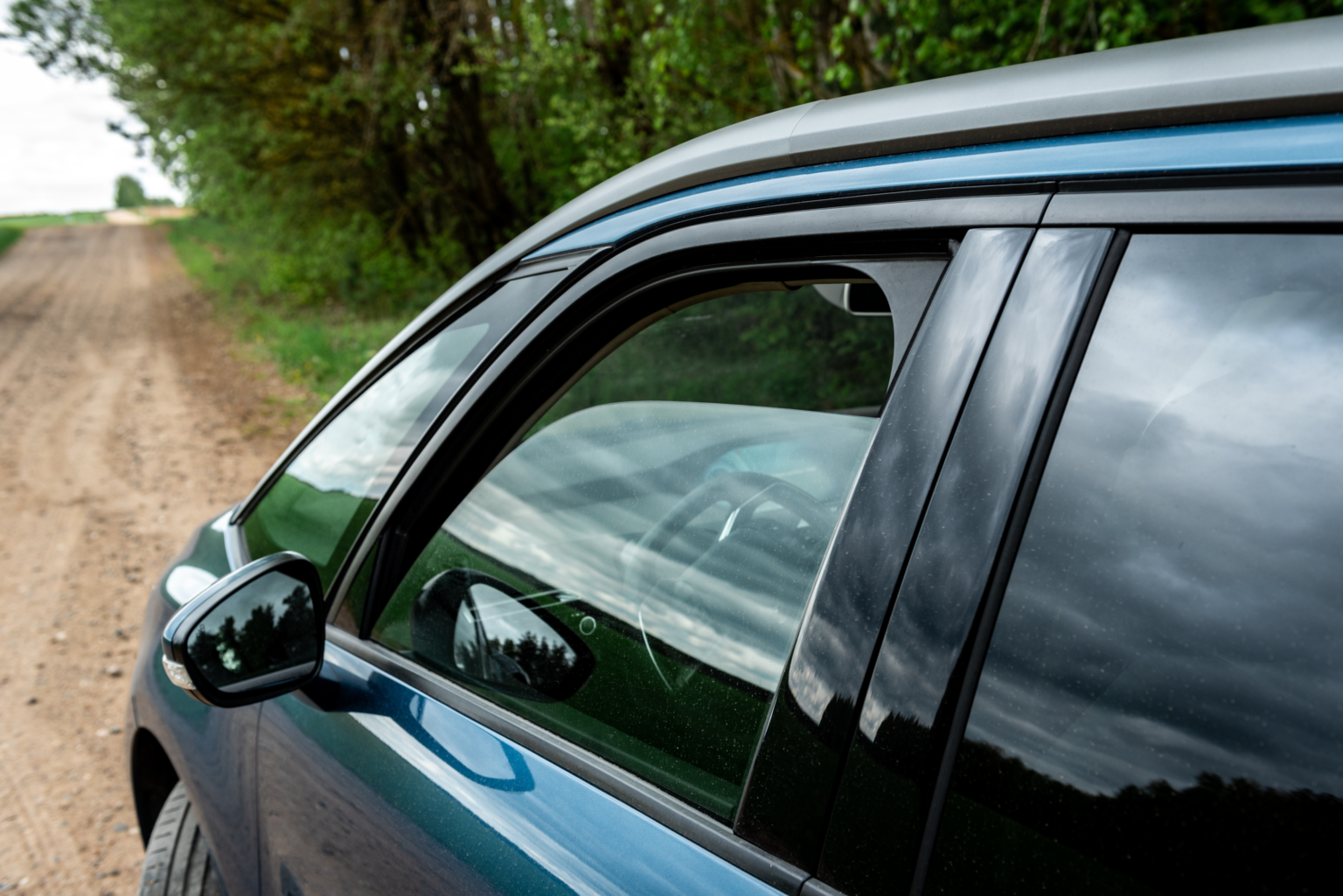 How to Open a Car Window Outside with a Key | 3 Guys Locksmith