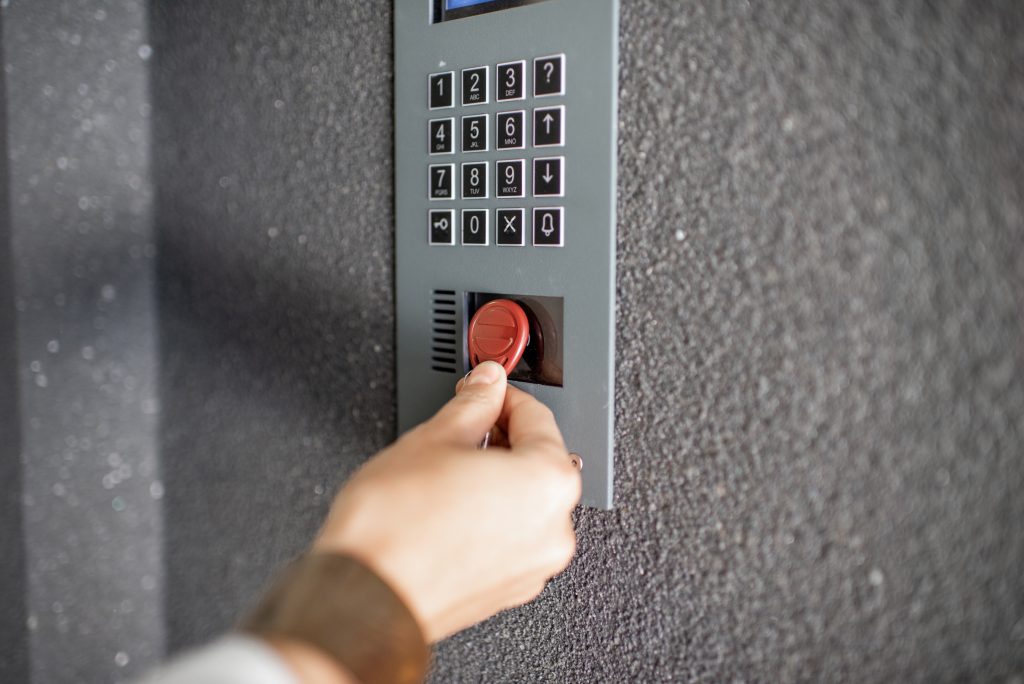 Top Benefits of Installing a Key Fob Security System for Businesses in Miami FL